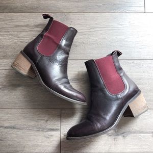 L'Intervalle burgundy chelsea boots Sz 38